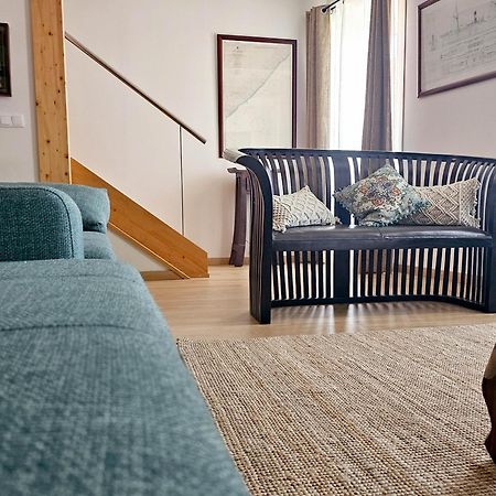 1884 Aveiro Loftアパートメント エクステリア 写真